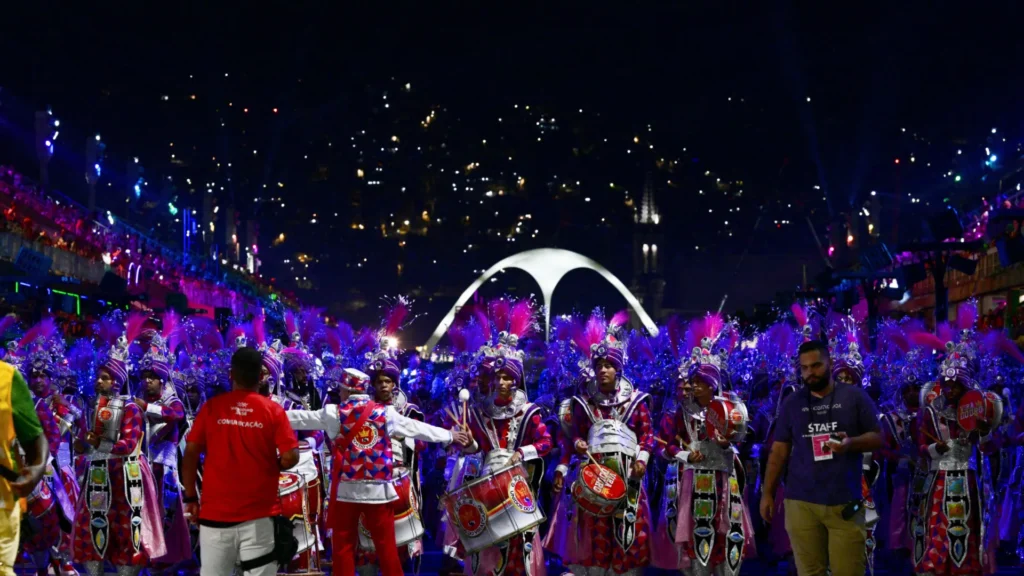 campea-do-carnaval,-viradouro-tera-enredo-sobre-entidade-afro-indigena