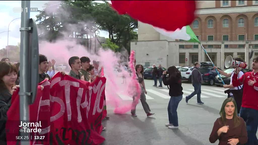 tambem-italia-assinala-hoje-o-dia-da-liberdade