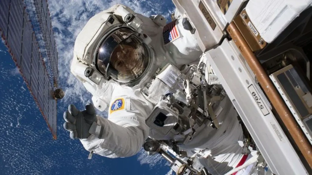 nasa-retomara-passeios-espaciais-apos-solucao-de-vazamento-em-trajes