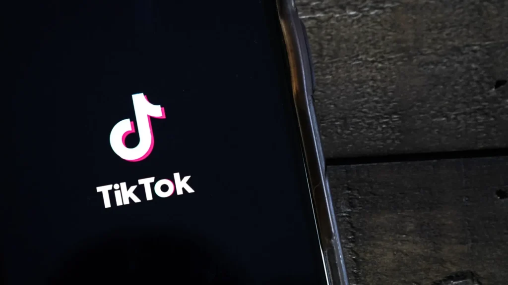governo-processa-tiktok-por-tratamento-irregular-de-dados-de-criancas