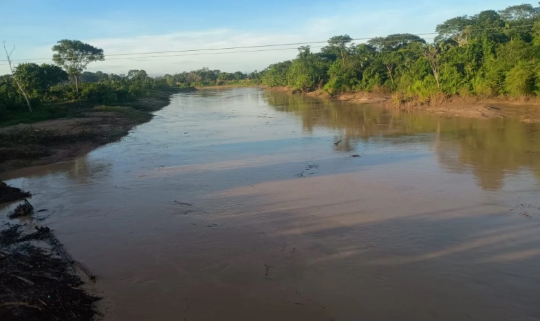 nivel-do-rio-iaco-sobe-mais-de-um-metro-em-sena-madureira,-mas-nao-ha-risco-de-cheia