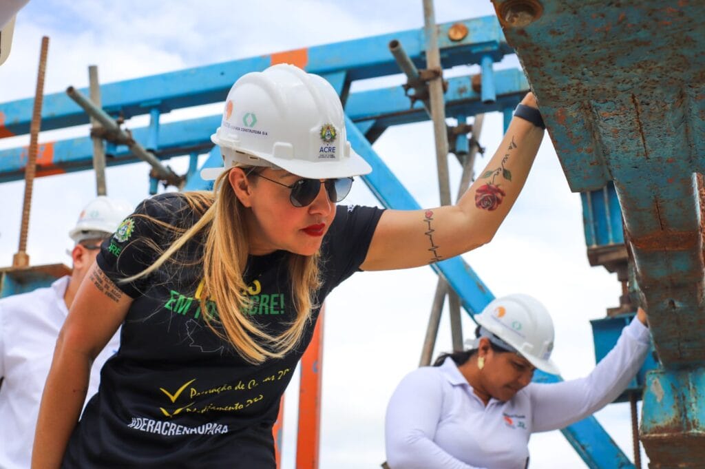 governo-avanca-na-concretagem-de-aduelas-da-ponte-da-siberia,-em-xapuri
