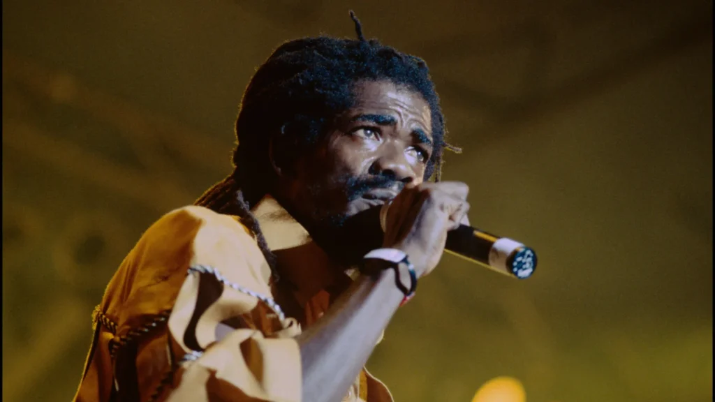icone-do-reggae,-cocoa-tea-morre-aos-65-anos-apos-parada-cardiaca