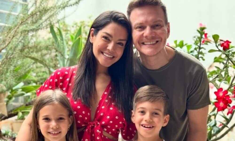 thais-fersoza-celebra-tradicao-familiar-com-filhos-e-avos-fazendo-biscoitos-sulistas