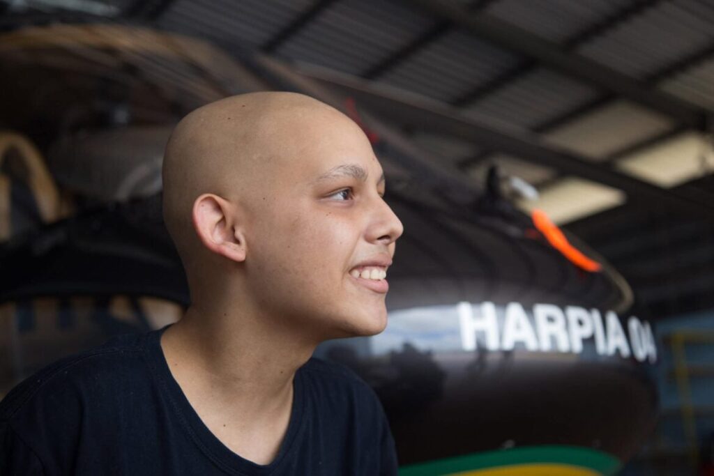morre-adolescente-que-lutava-contra-o-cancer-e-que-realizou-sonho-de-andar-de-helicoptero