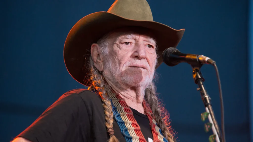 willie-nelson-vai-sair-em-turne-com-bob-dylan,-robert-plant-e-sua-familia-nos-eua