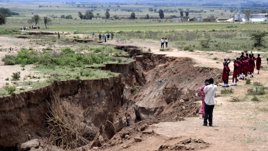 grande-fenda-na-africa:-o-que-isso-significa-para-o-futuro-do-continente