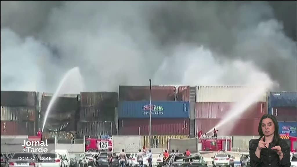 novo-balanco-as-17h33:-explosao-no-porto-do-irao-fez-40-mortos-e-um-milhar-de-feridos novo-balanco-as-17h33:-explosao-no-porto-do-irao-fez-40-mortos-e-um-milhar-de-feridos