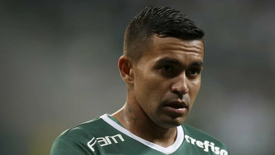 dudu-e-cortado-de-cruzeiro-x-vasco-apos-declaracoes-sobre-reserva-e-vexame
