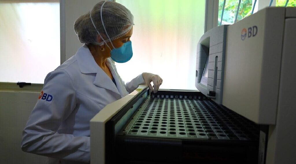 Novo equipamento acelera diagnóstico de tuberculose no Acre – Cidade AC News novo-equipamento-acelera-diagnostico-de-tuberculose-no-acre