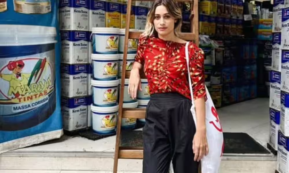 romance-no-ar?-luisa-arraes-aparece-abracada-a-chico-chico,-filho-de-cassia-eller