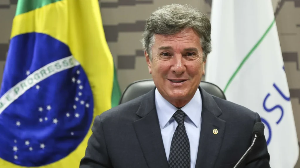 por-6-votos-a-4,-stf-decide-manter-a-prisao-do-ex-presidente-collor