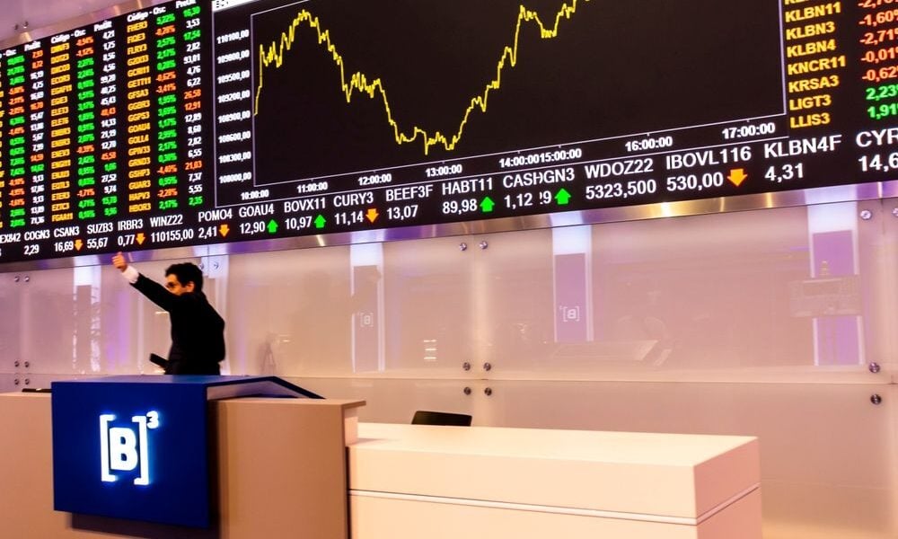 ibovespa-cresce-0,55%-com-petrobras-e-bancos-em-alta-enquanto-tarifas-de-trump-agitam-mercados