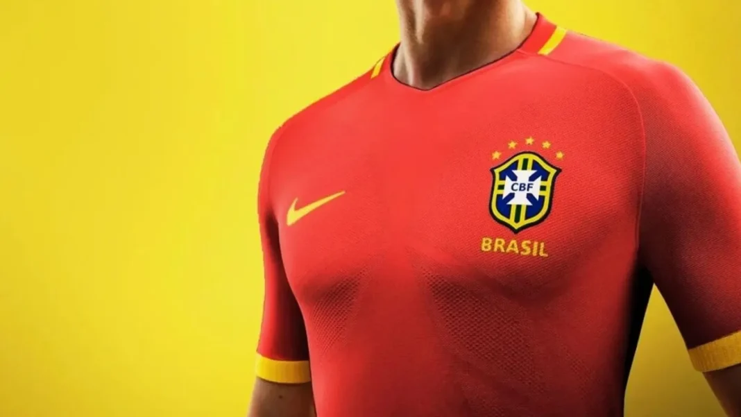 possivel-camisa-vermelha-divide-opinioes-e-reacende-debate-politico-na-selecao