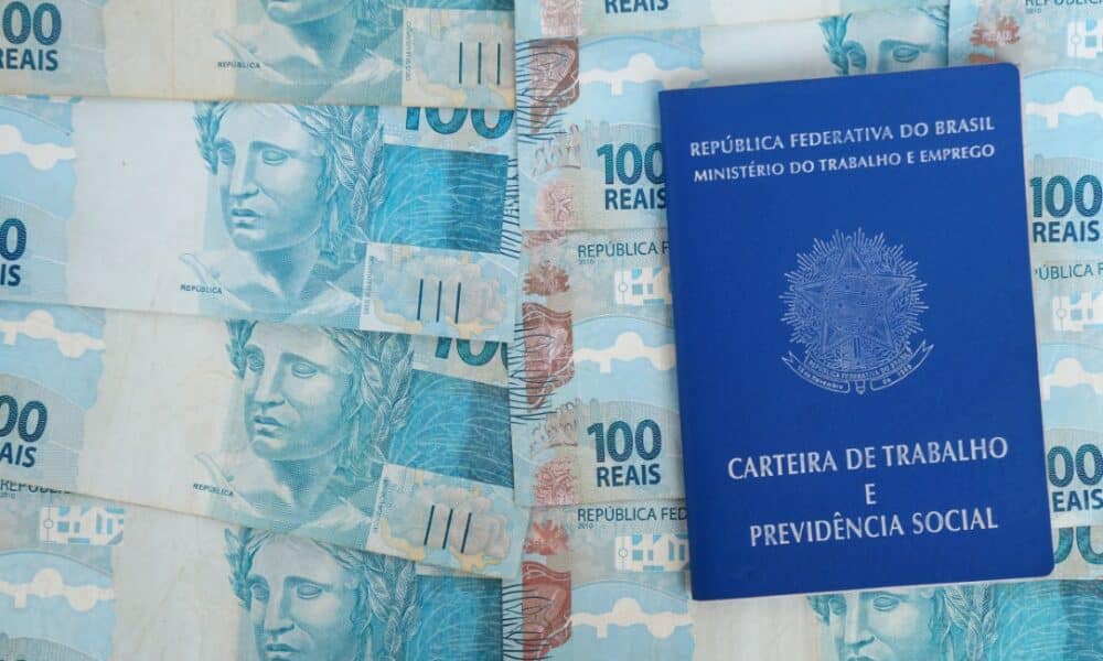 decimo-terceiro-salario-de-2025-antecipa-datas-e-promete-aquecer-economia-com-r$-320-bilhoes
