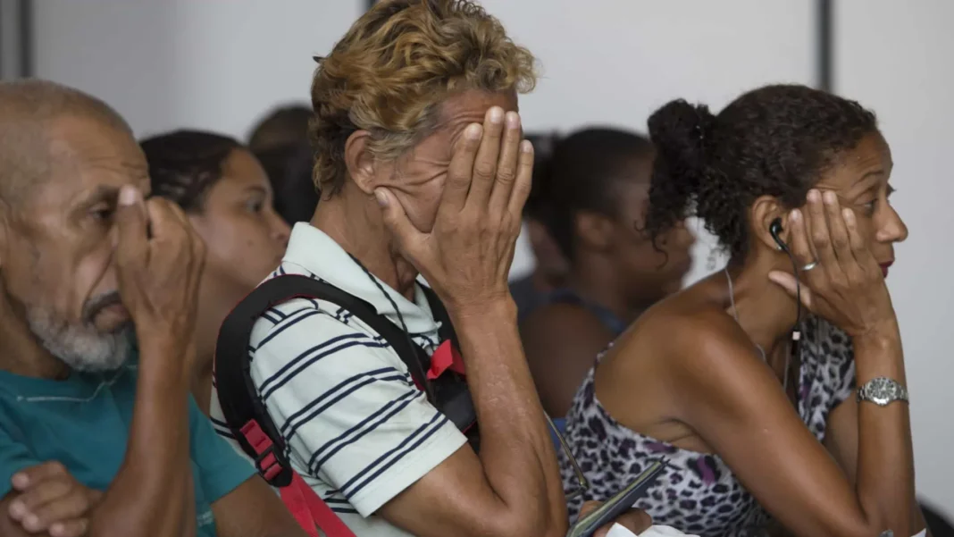 trabalhador-paga-mais-que-o-triplo-da-taxa-do-consignado-dos-aposentados