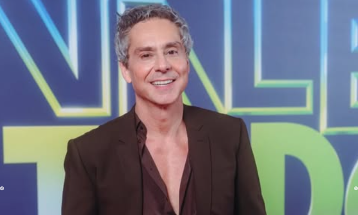 Alexandre Nero como Marco Aurélio