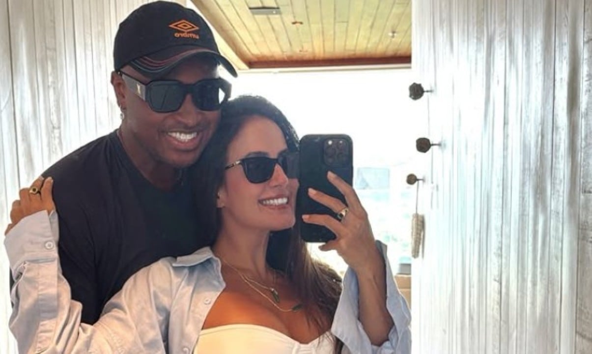 Carol Peixinho e Thiaguinho