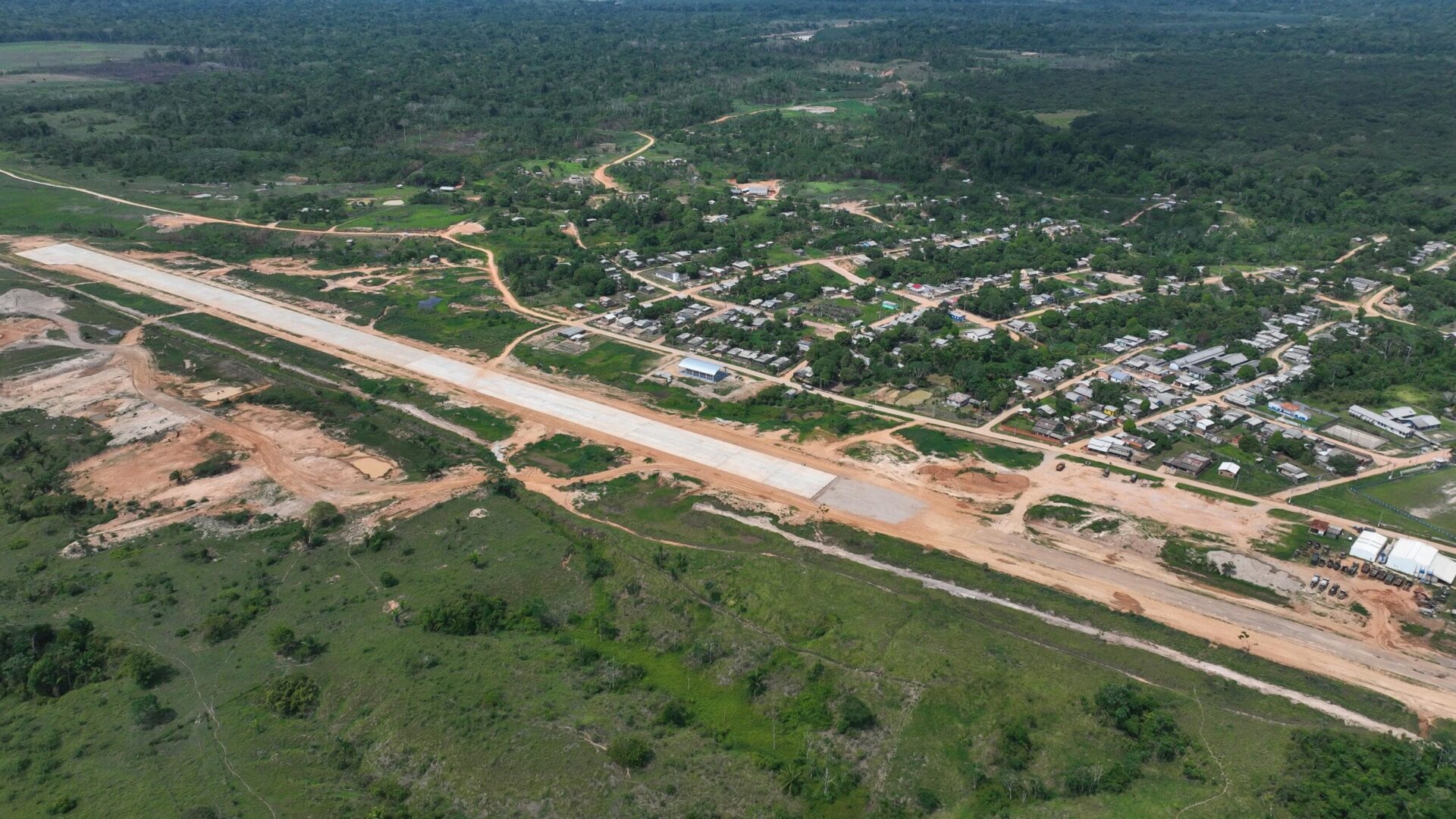 Pista de Santa Rosa do Purus usada em transferências aéreas no Acre