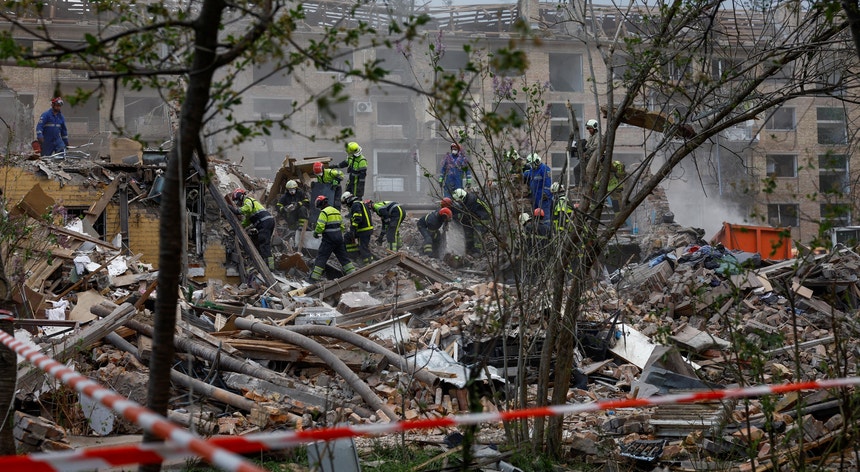 eua-assinam-acordo-com-kiev-sobre-minerais-e-reconstrucao eua-assinam-acordo-com-kiev-sobre-minerais-e-reconstrucao