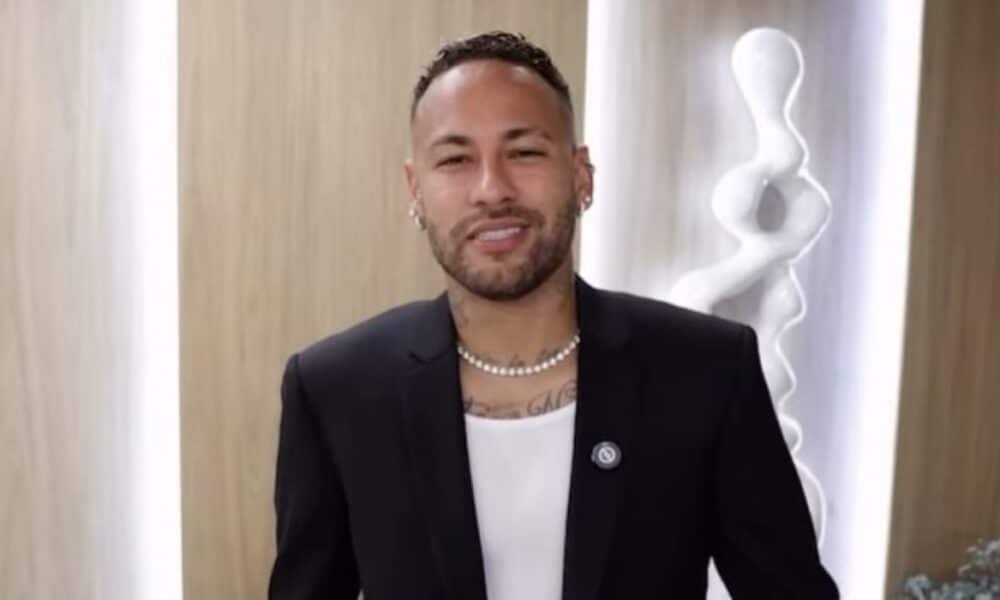 neymar-enfrenta-recuperacao-incerta-e-se-isola-em-almoco-de-pascoa-apos-lesao
