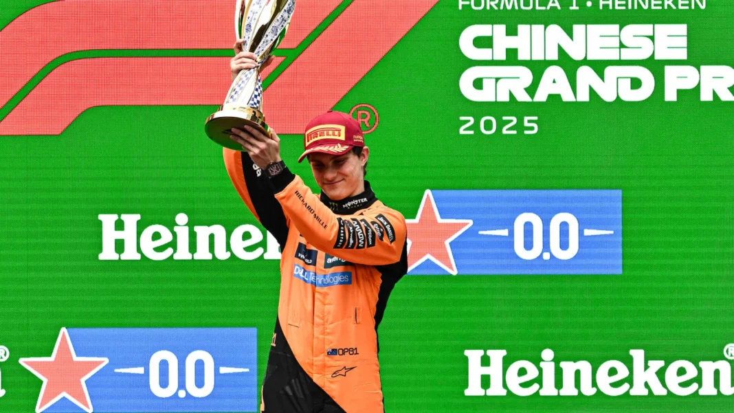 mclaren-sobra-e-piastri-lidera-dobradinha-no-gp-da-china;-bortoleto-e-17o