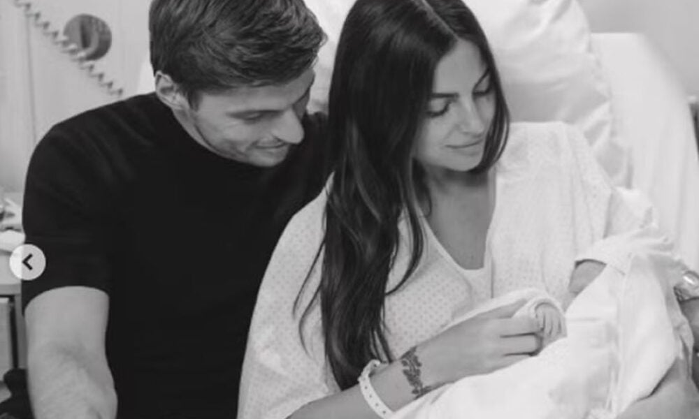 lily,-filha-de-max-verstappen-e-kelly-piquet,-nasce-as-vesperas-do-gp-de-miami-2025