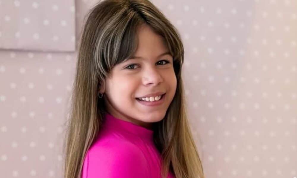 atriz-mirim-millena-brandao-enfrenta-batalha-critica-contra-tumor-cerebral