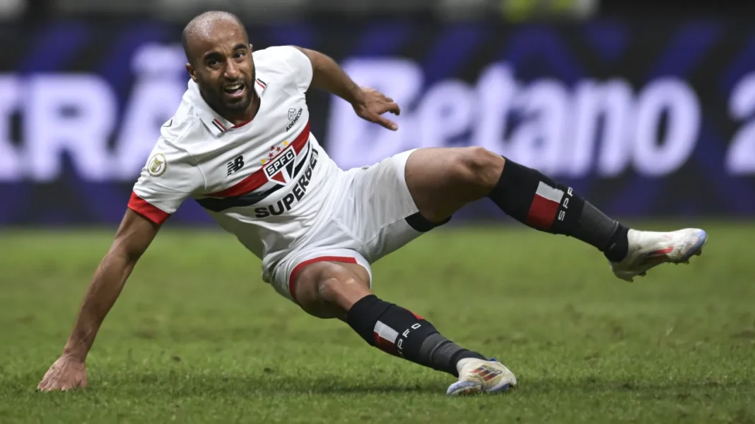 sao-paulo-conta-com-retorno-de-lucas-moura-para-encerrar-jejum-diante-do-fortaleza