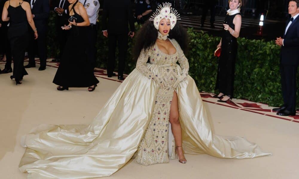 met-gala-2025-revela-estilo-negro-na-moda-com-transmissao-ao-vivo-as-19h