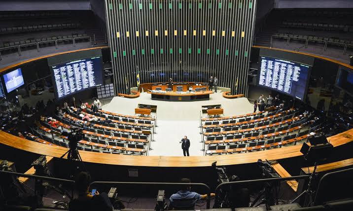 camara-federal-pode-aumentar-numero-de-deputados-federais-apos-cobranca-do-stf