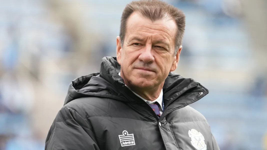 dunga-critica-busca-da-cbf-por-estrangeiro:-‘e-uma-vergonha-esses-caras-recusando-a-selecao’
