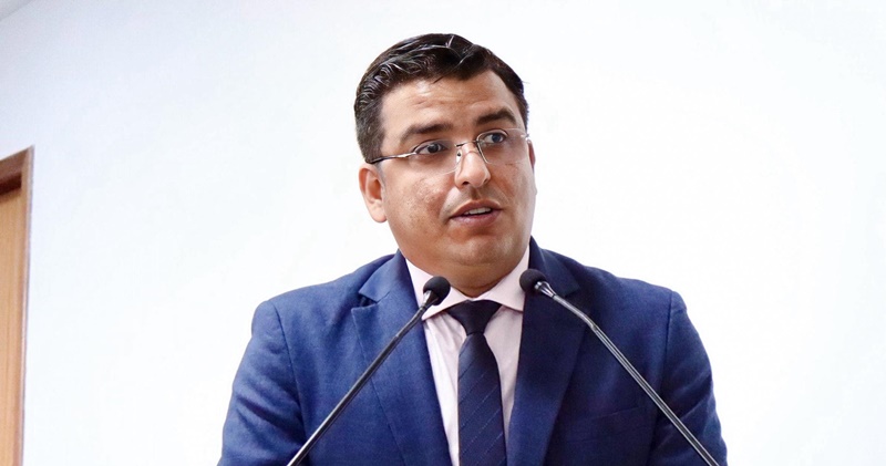 vereador-aiache-propoe-ato-solene-em-homenagem-aos-profissionais-de-enfermagem