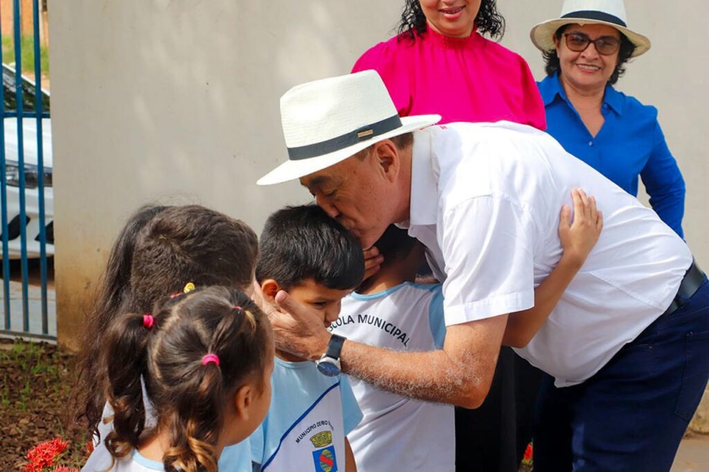 bocalom-institui-premios-“aluno-nota-10”-e-“professor-destaque”-para-reconhecer-merito-escolar