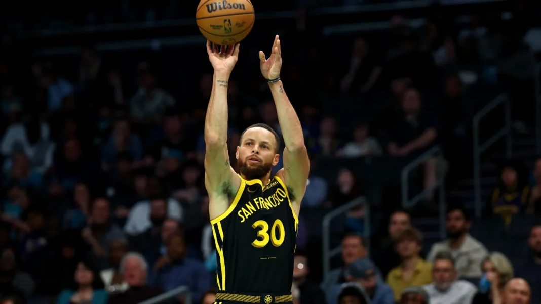 curry-lidera-warriors-contra-os-knicks-e-kerr-se-torna-o-tecnico-mais-vitorioso-da-franquia