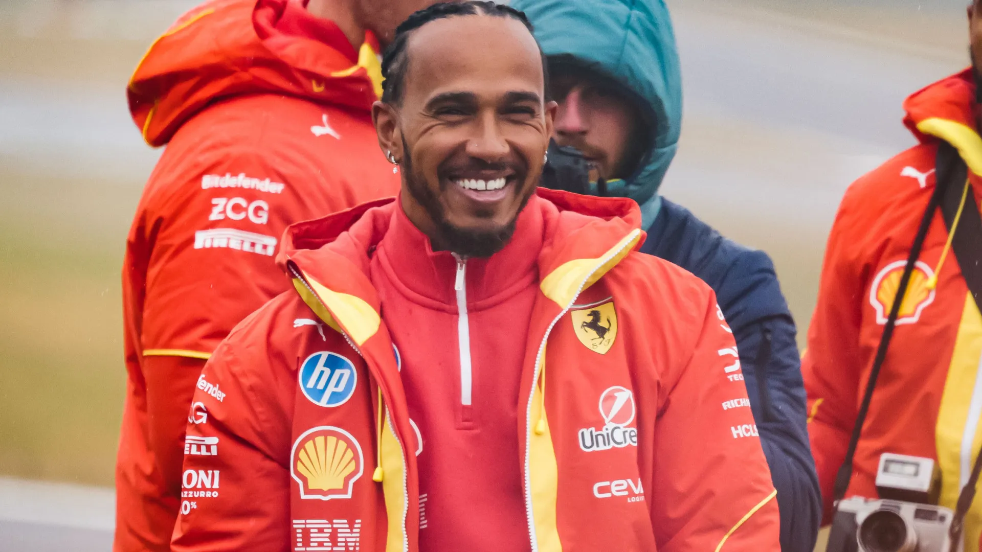 hamilton-roda,-e-norris-e-pole-position-na-australia;-bortoleto-e-15o