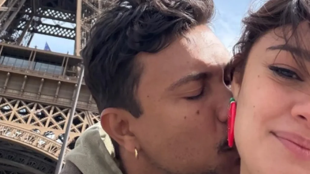 Xamã e Sophie Charlotte posam juntos em clima de romance em Paris – Cidade AC News xama-e-sophie-charlotte-posam-juntos-em-clima-de-romance-em-paris