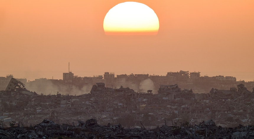 israel-mantem-ataques-a-gaza-apesar-do-anuncio-da-libertacao-de-refem-por-parte-do-hamas israel-mantem-ataques-a-gaza-apesar-do-anuncio-da-libertacao-de-refem-por-parte-do-hamas