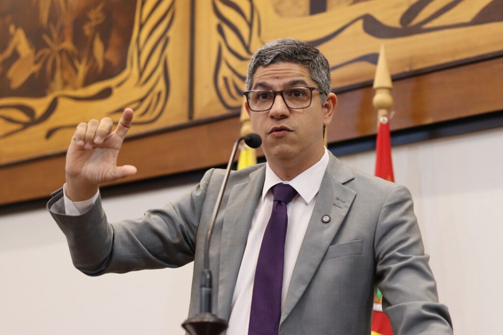 calegario-promove-sessao-solene-em-homenagem-ao-dia-da-mulher-advogada