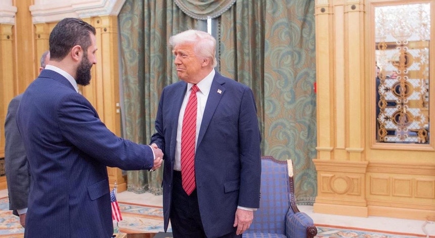 trump-com-al-sharaa.-ao-fim-de-25-anos,-um-presidente-dos-eua-encontrou-se-com-um-lider-sirio trump-com-al-sharaa.-ao-fim-de-25-anos,-um-presidente-dos-eua-encontrou-se-com-um-lider-sirio