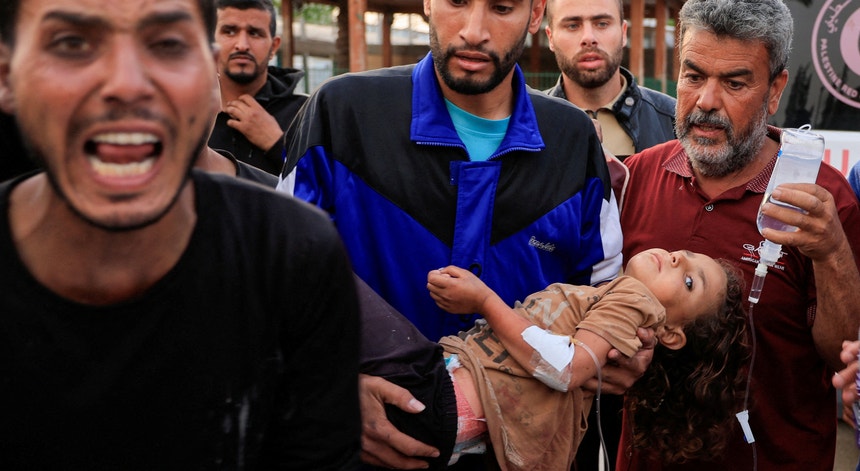 gaza.-mais-de-80-mortos-em-bombardeamentos-israelitas,-incluindo-mulheres-e-criancas gaza.-mais-de-80-mortos-em-bombardeamentos-israelitas,-incluindo-mulheres-e-criancas