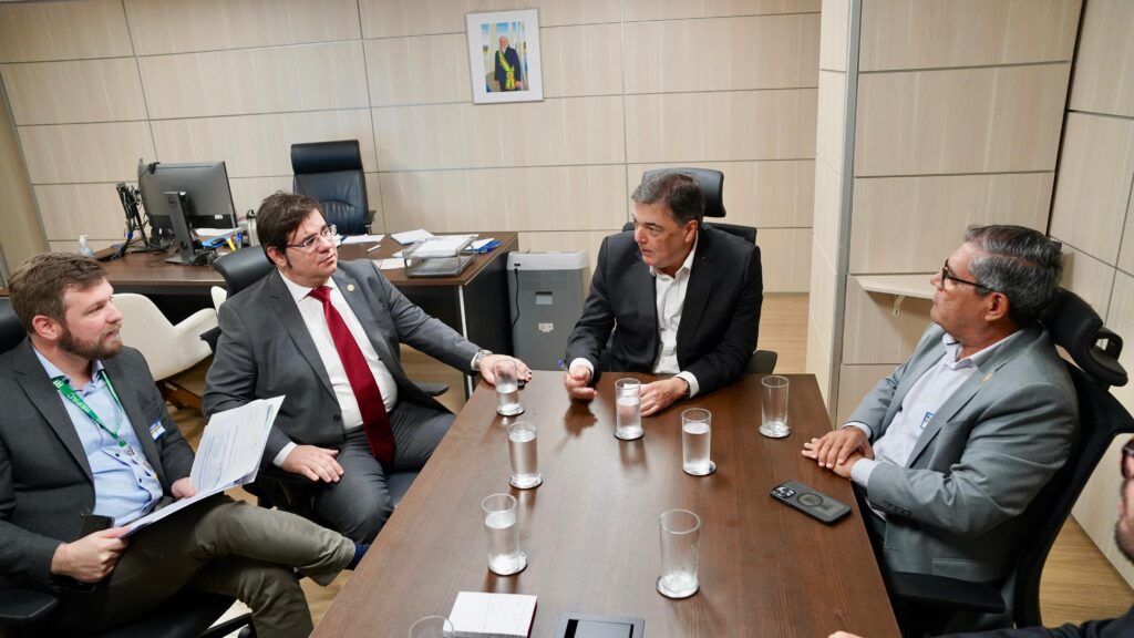 governo-do-acre-consegue-liberacao-de-r$-22-milhoes-para-aquisicao-de-maquinas-agricolas