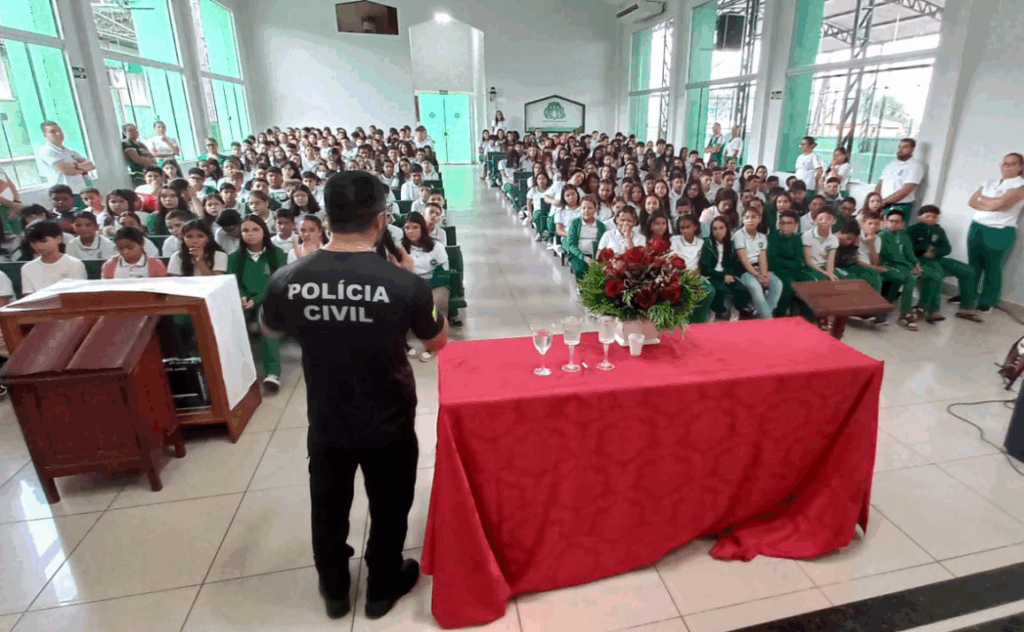 policia-civil-do-acre-realiza-acao-educativa-da-operacao-‘caminhos-seguros’-em-cruzeiro-do-sul