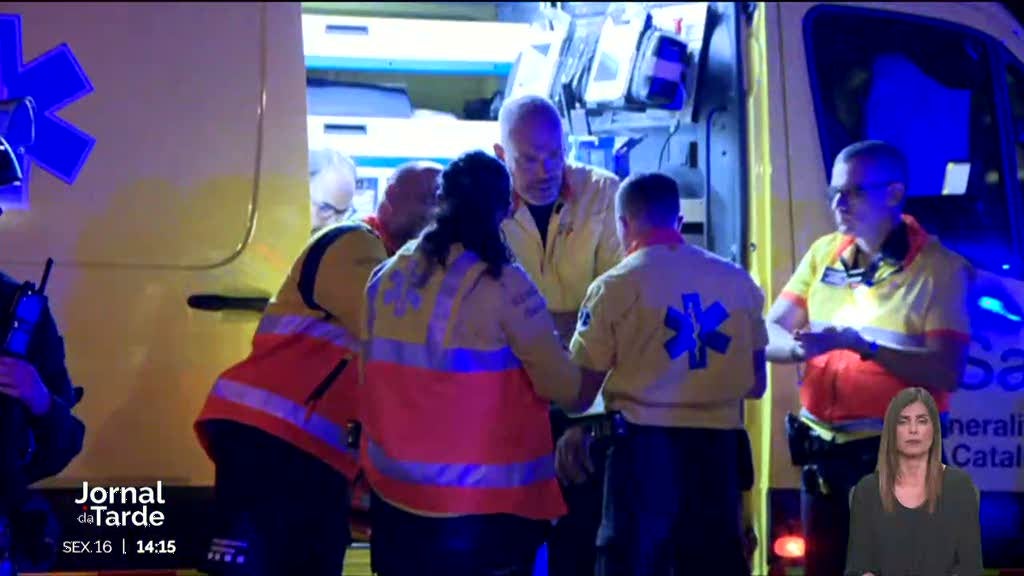 atropelamento-em-barcelona.-perda-de-controlo-do-carro-provocou-17-feridos atropelamento-em-barcelona.-perda-de-controlo-do-carro-provocou-17-feridos