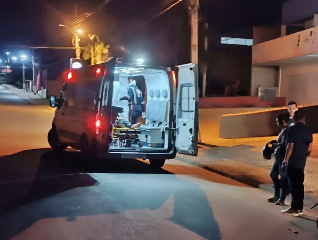 motociclista-fica-ferido-apos-chocar-moto-contra-monte-de-areia-em-epitaciolandia