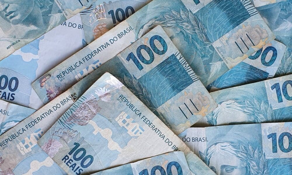 novo-calendario-do-decimo-terceiro-de-2025-aquece-economia-com-r$-320-bi