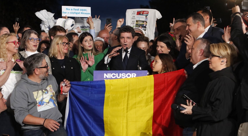 nicusor-dan-declara-vitoria-dos-romenos-que-querem-“mudanca-profunda”
