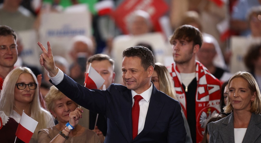 autarca-pro-europeu-e-historiador-conservador-lideram-presidenciais-na-polonia autarca-pro-europeu-e-historiador-conservador-lideram-presidenciais-na-polonia