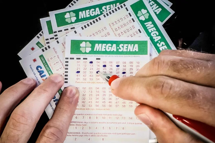 quinze-apostas-do-acre-acertam-a-quadra-da-mega-sena-e-faturam-premio