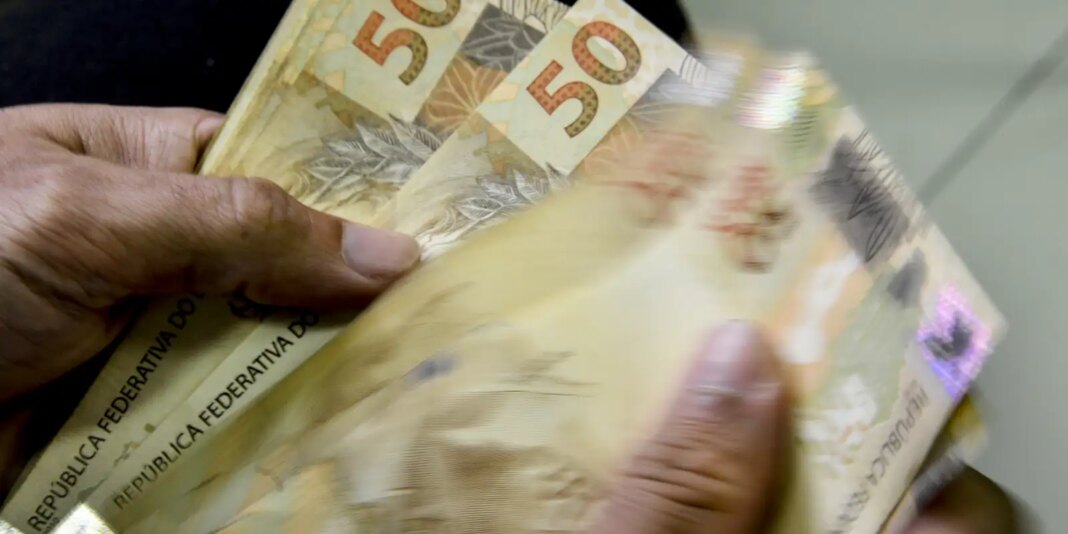 economia-brasileira-cresce-1,6%-no-1o-trimestre,-mostra-previa-da-fgv